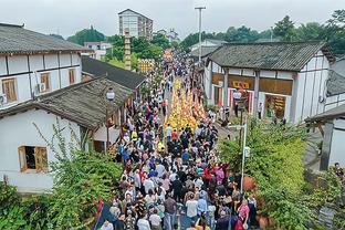 戴伟浚：祝大家新年好？龙年大吉身体健康，万事如意